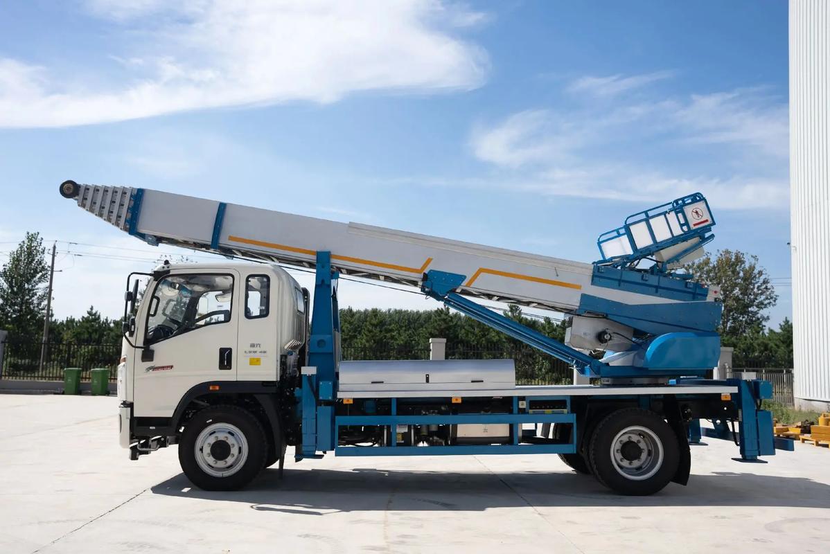 凤冈云梯上料车租赁费用