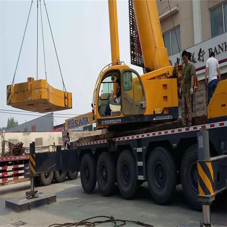 凤冈当地吊车出租|机器吊装|75吨|工厂搬迁服务